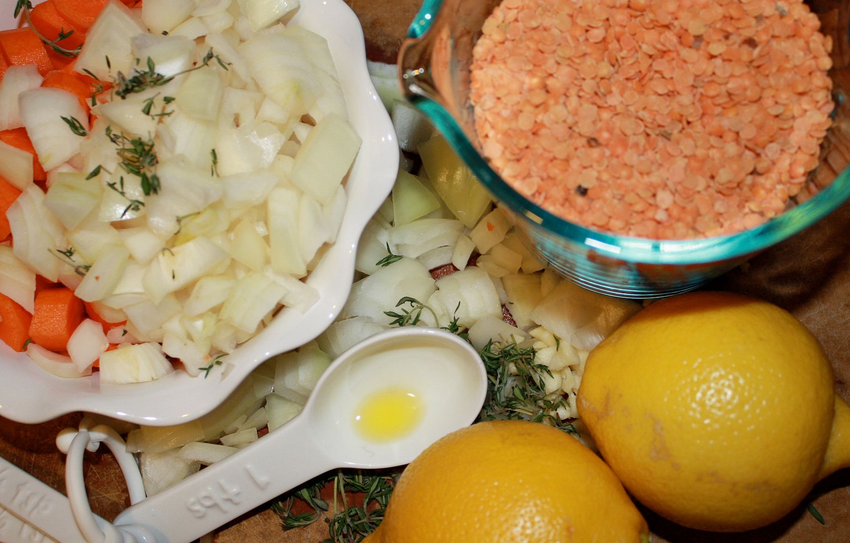 vegan red lentil and lemon soup