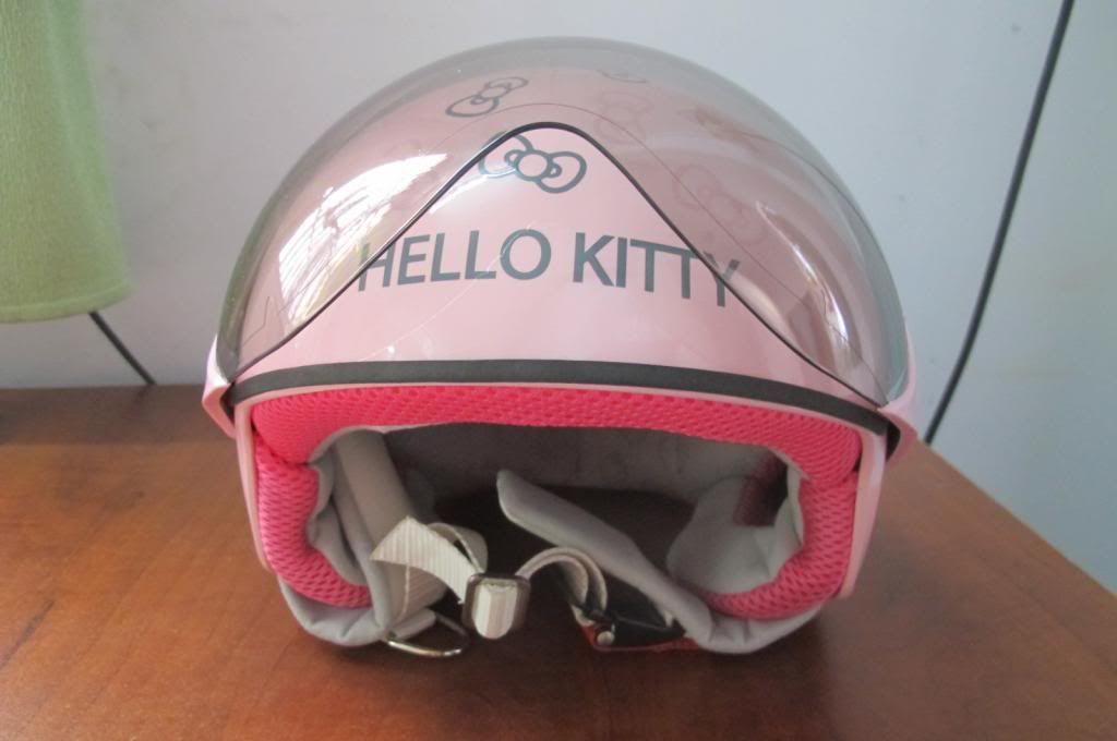 Bán lại nón bảo hiểm Hello Kitty 3/4 đầu, có kính - 9