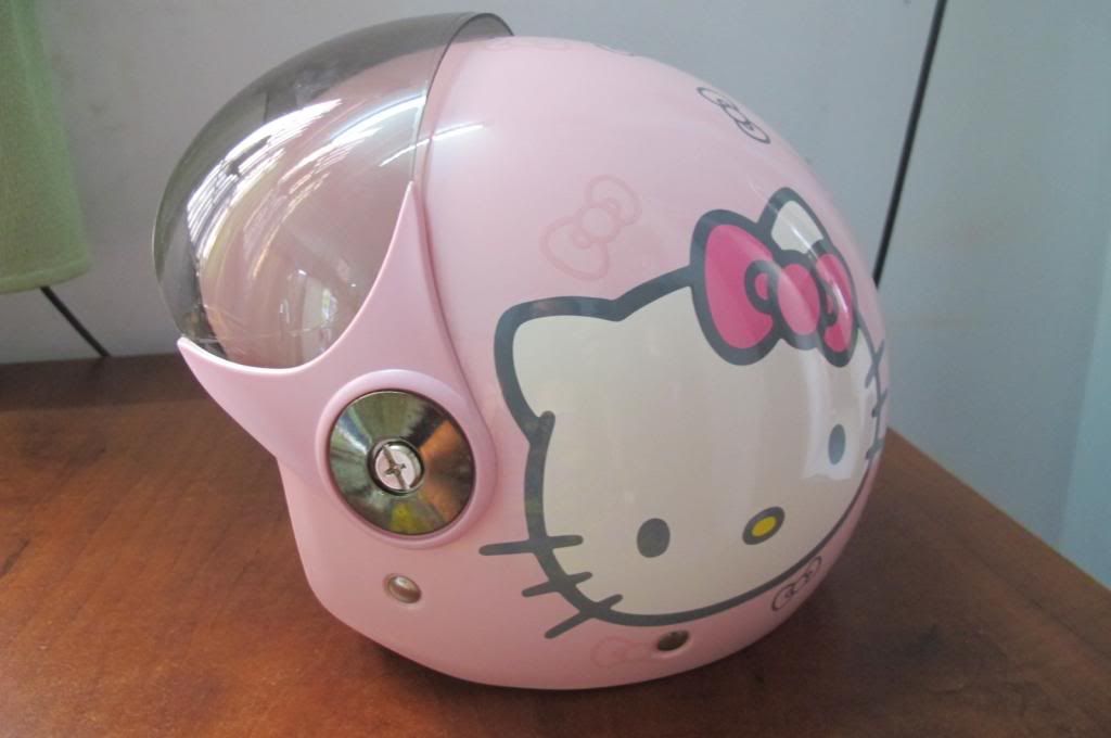 Bán lại nón bảo hiểm Hello Kitty 3/4 đầu, có kính - 8